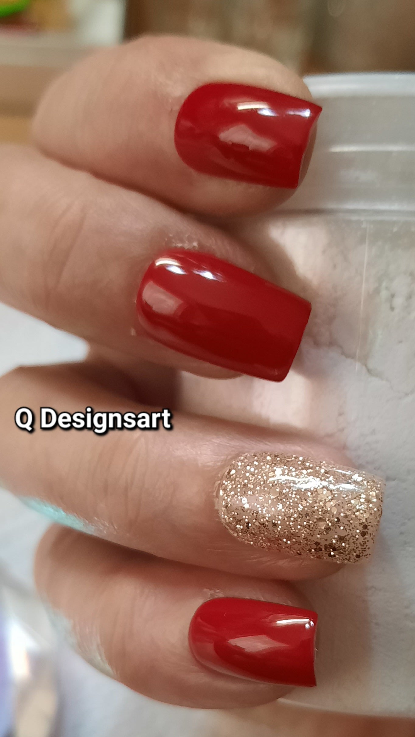 Designer Gel Press on Nails (24-26 Nails with Full Preparation Kit, Glue and Tabs)