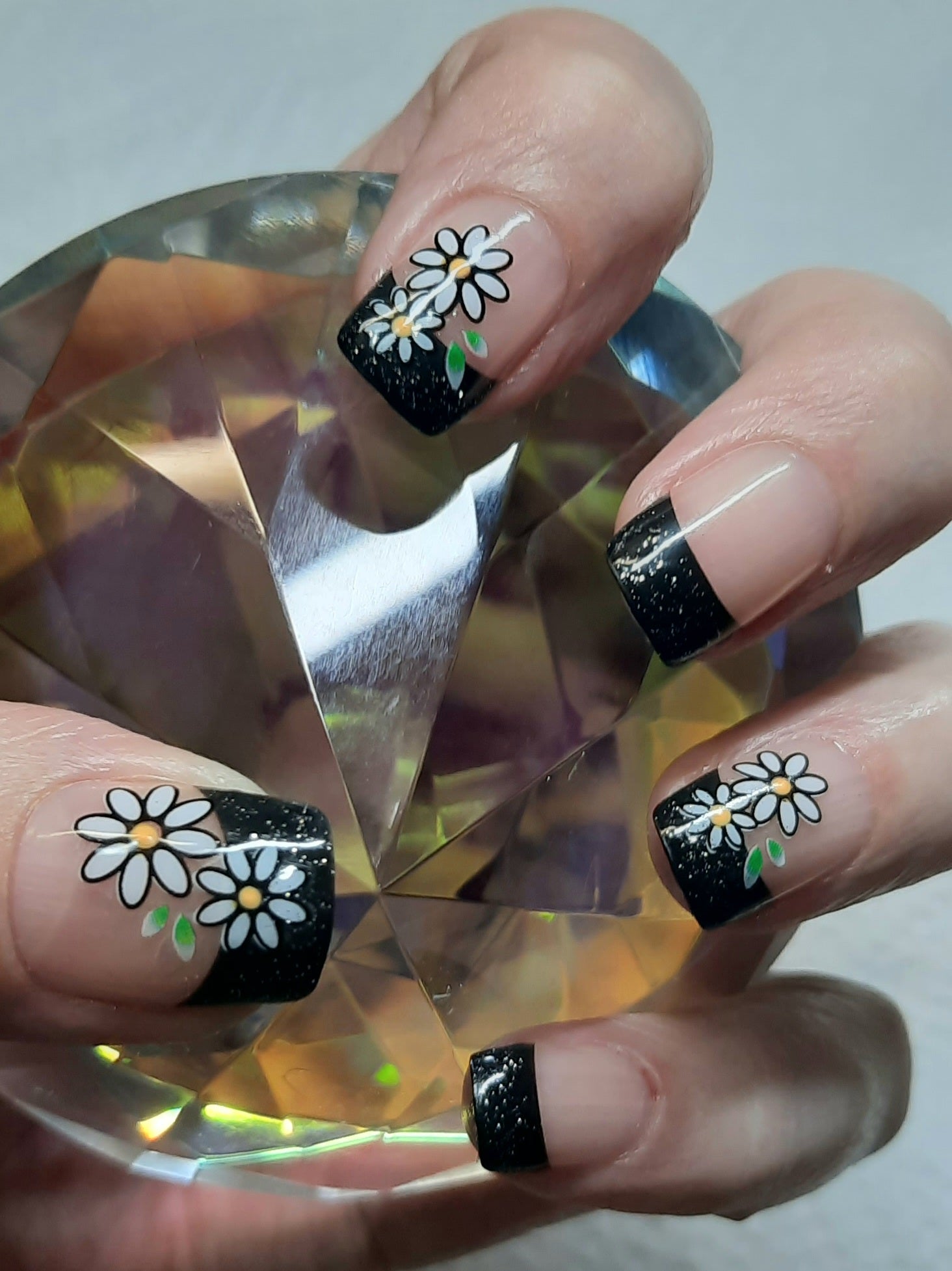 Designer Gel Press on Nails (24-26 Nails with Full Preparation Kit, Glue and Tabs)
