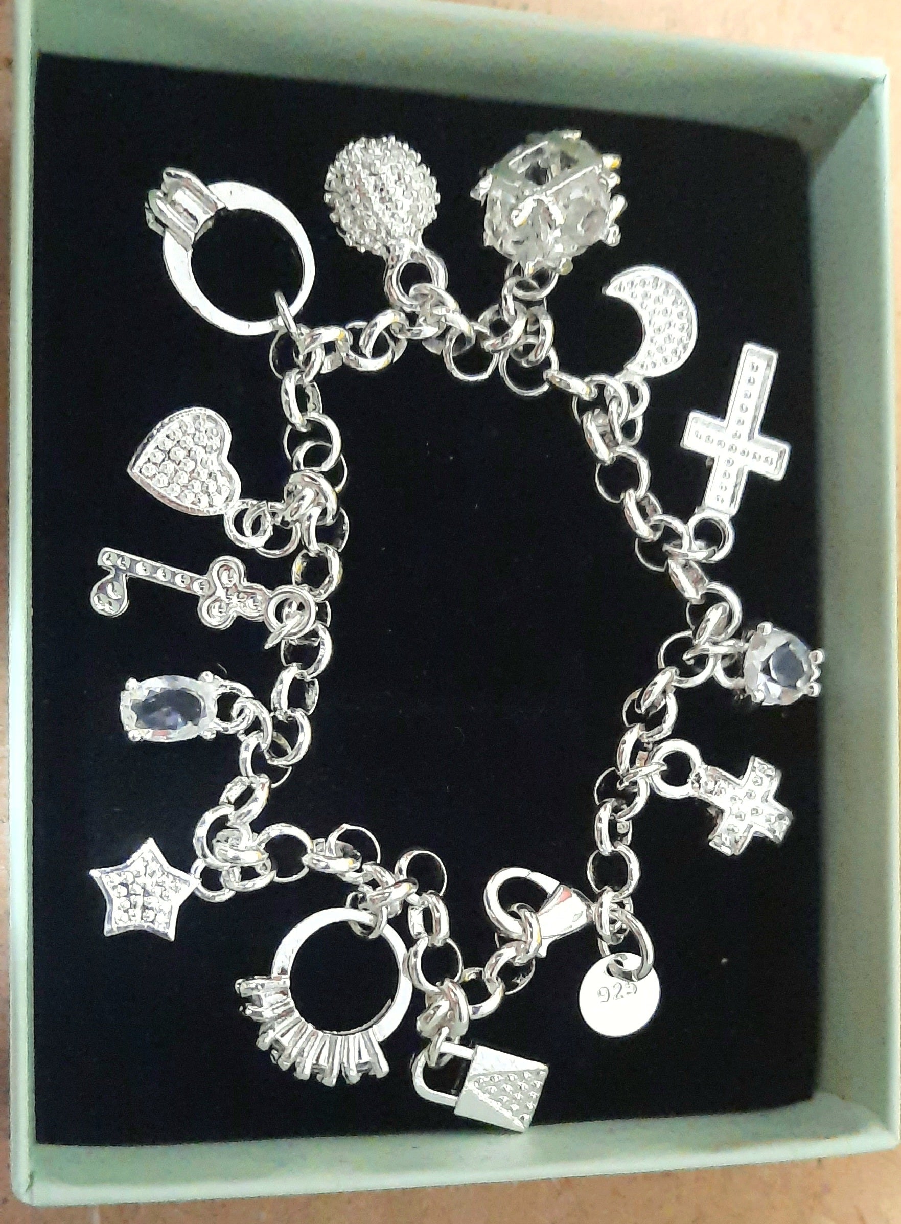 Charms bracelet