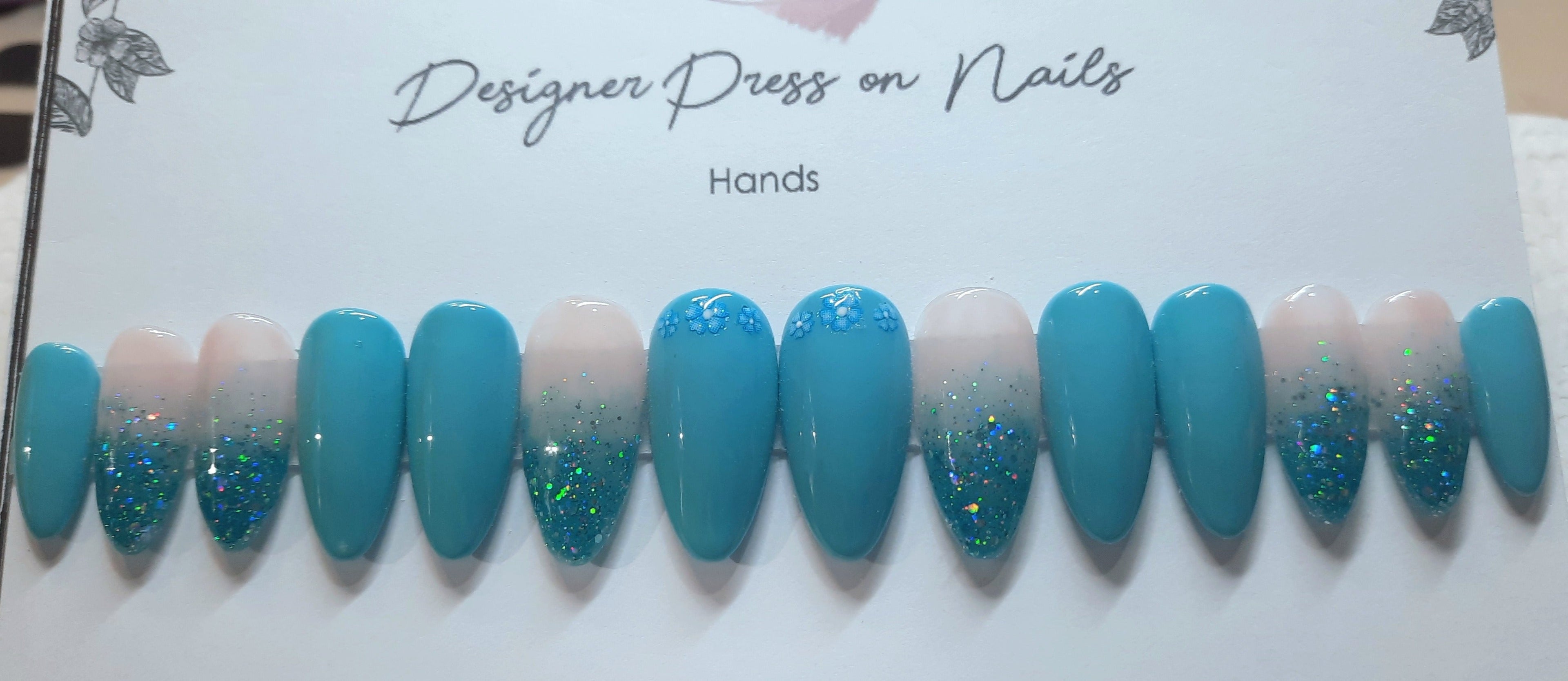 Designer Gel Press on Nails (24-26 Nails with Full Preparation Kit, Glue and Tabs)
