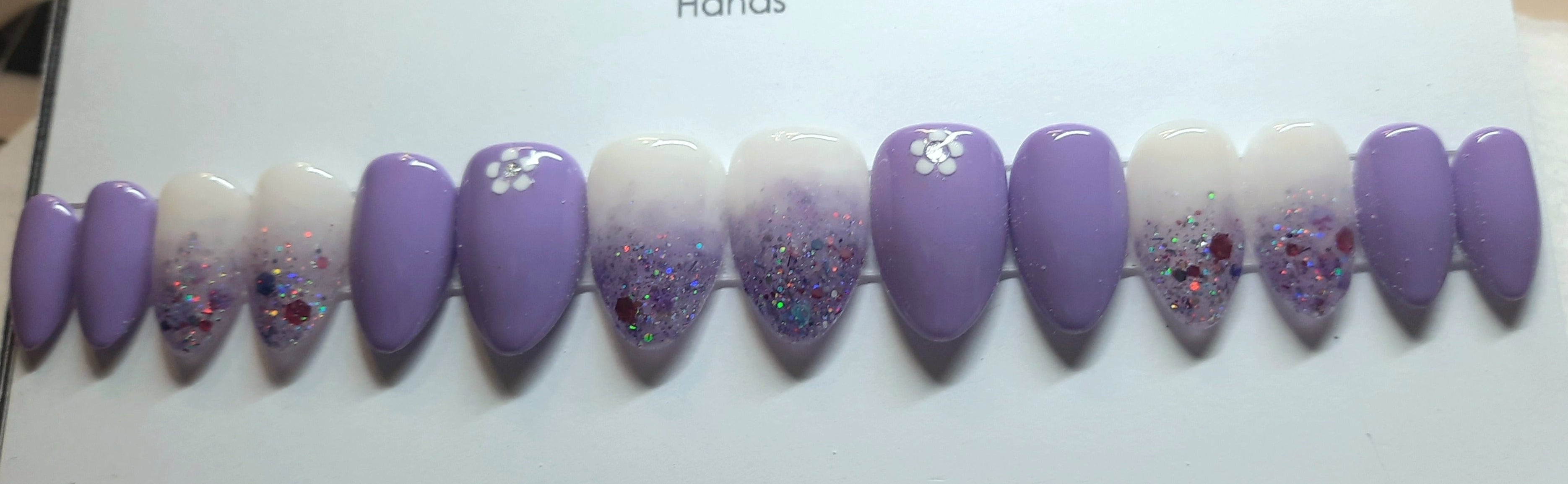 Designer Gel Press on Nails (24-26 Nails with Full Preparation Kit, Glue and Tabs)