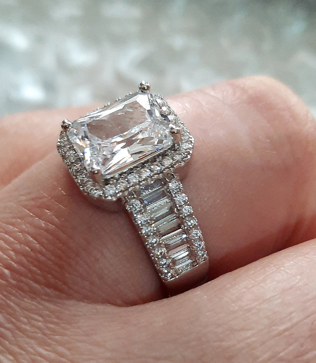 Rings 925 Sterling Silver Rectangle Moissanites Stone and Zirconia's setting