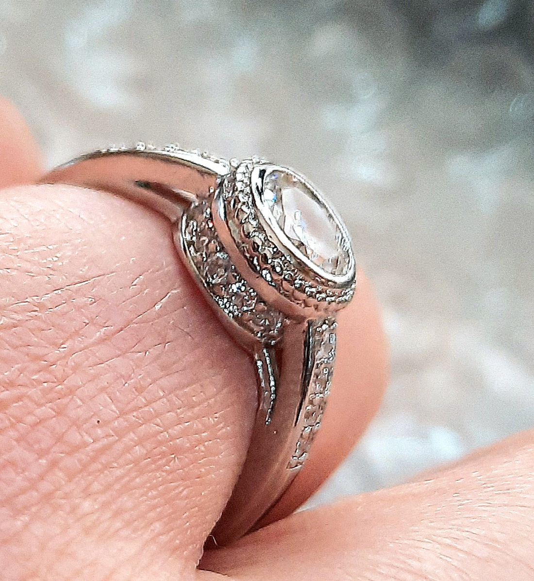 Rings 925 Silver Round Cut Moissanite with all around Zirconia's (7 M/N and 8 O/P)