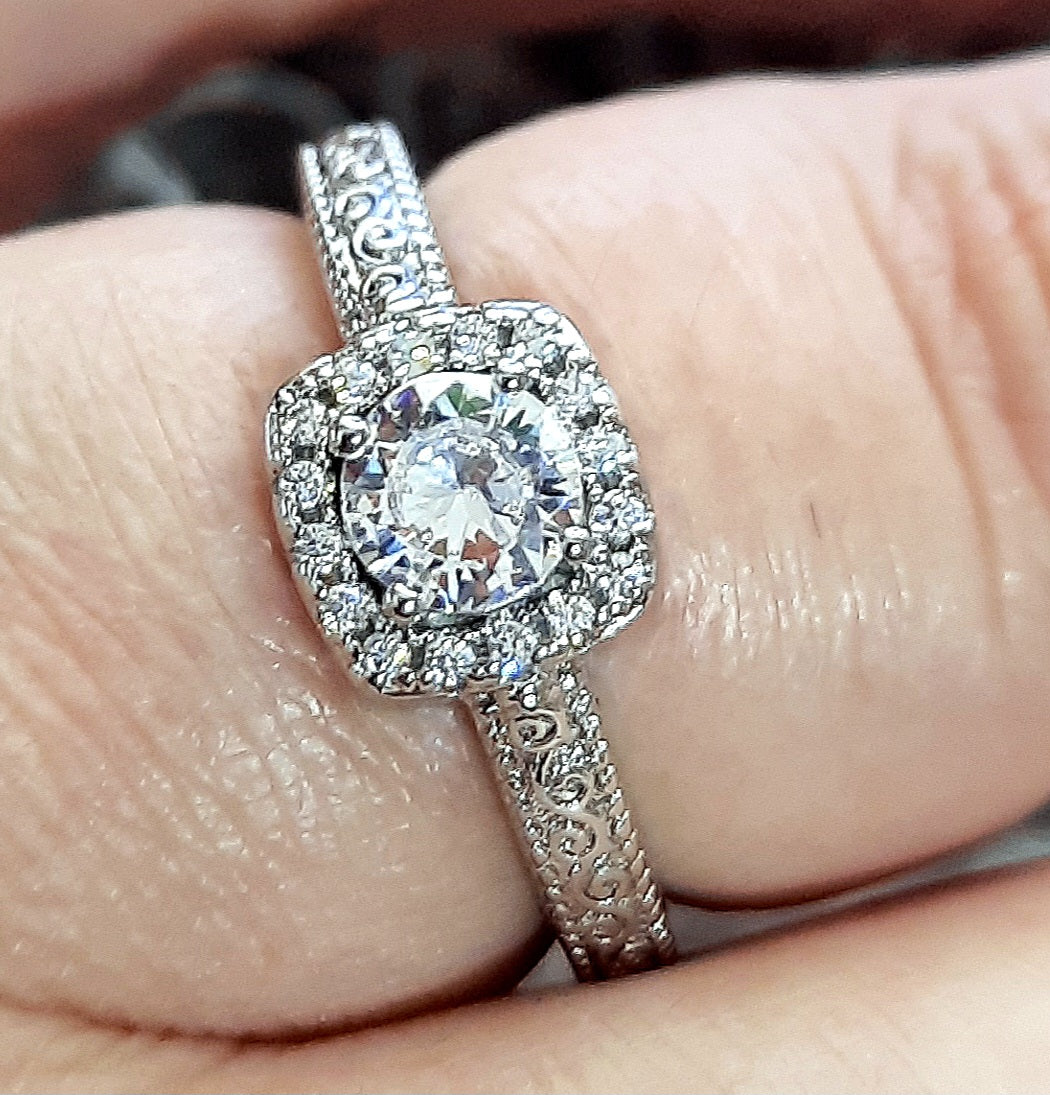 Rings 925 Silver Small Square Cut Filigree Zirconia's Rings