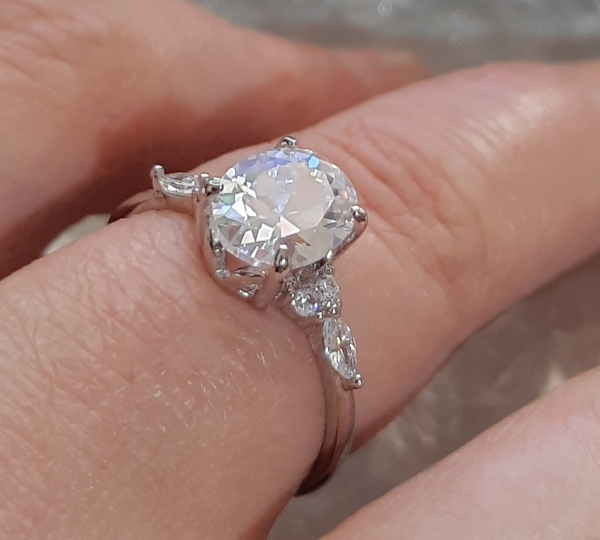 Rings 925 Silver Oval Cut Zirconia's With or Without Filigree Details