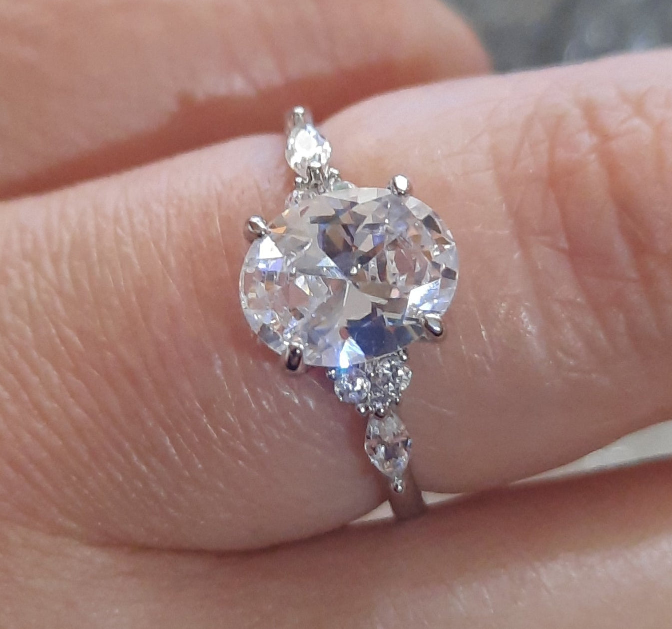 Rings 925 Silver Oval Cut Zirconia's With or Without Filigree Details