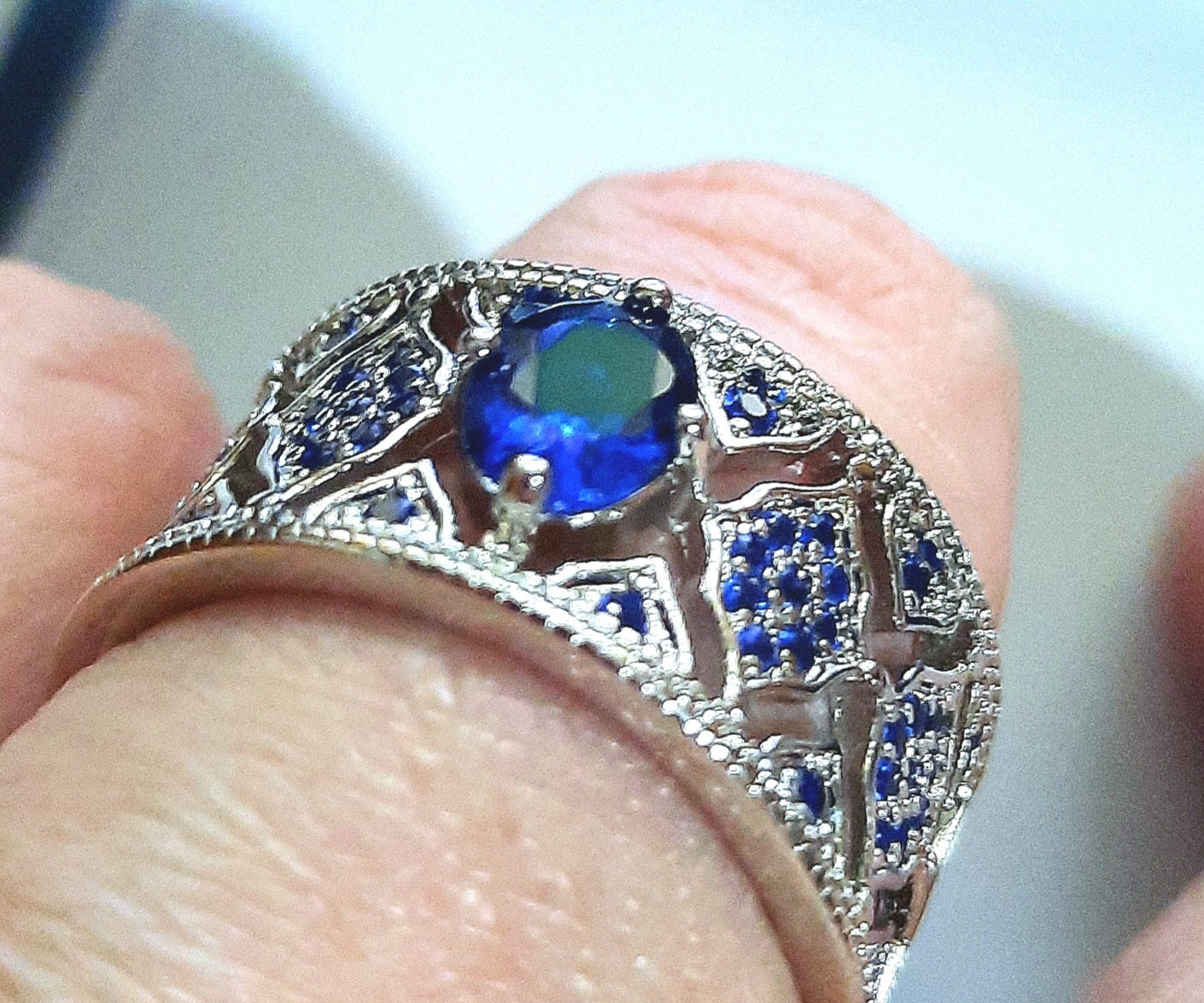 Rings 925 Sterling Silver Blue Sapphire Zirconia's Band. Beautiful Setting