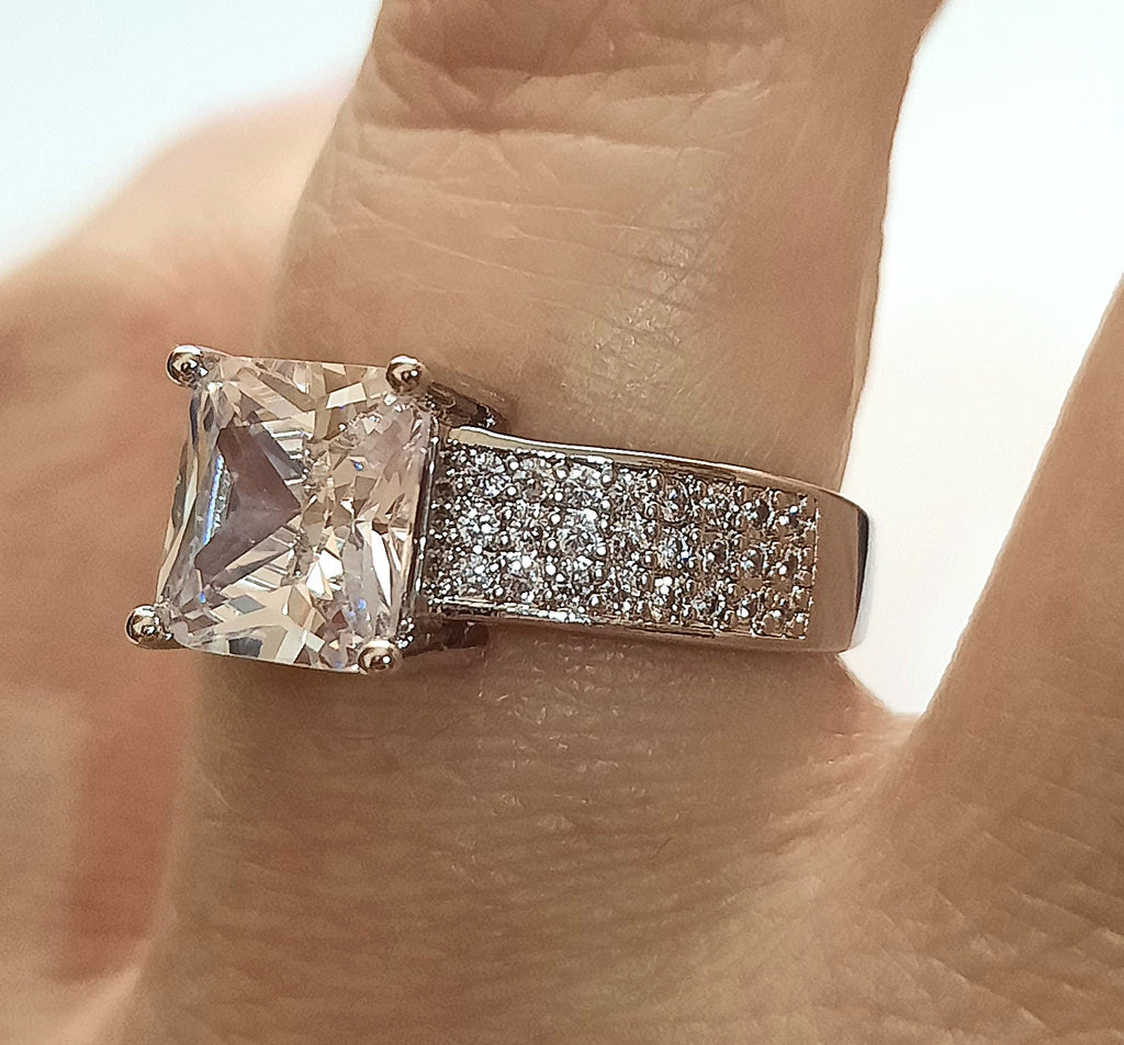 Rings 925 Silver Moissanite Band Ring with Multiple Zirconia's