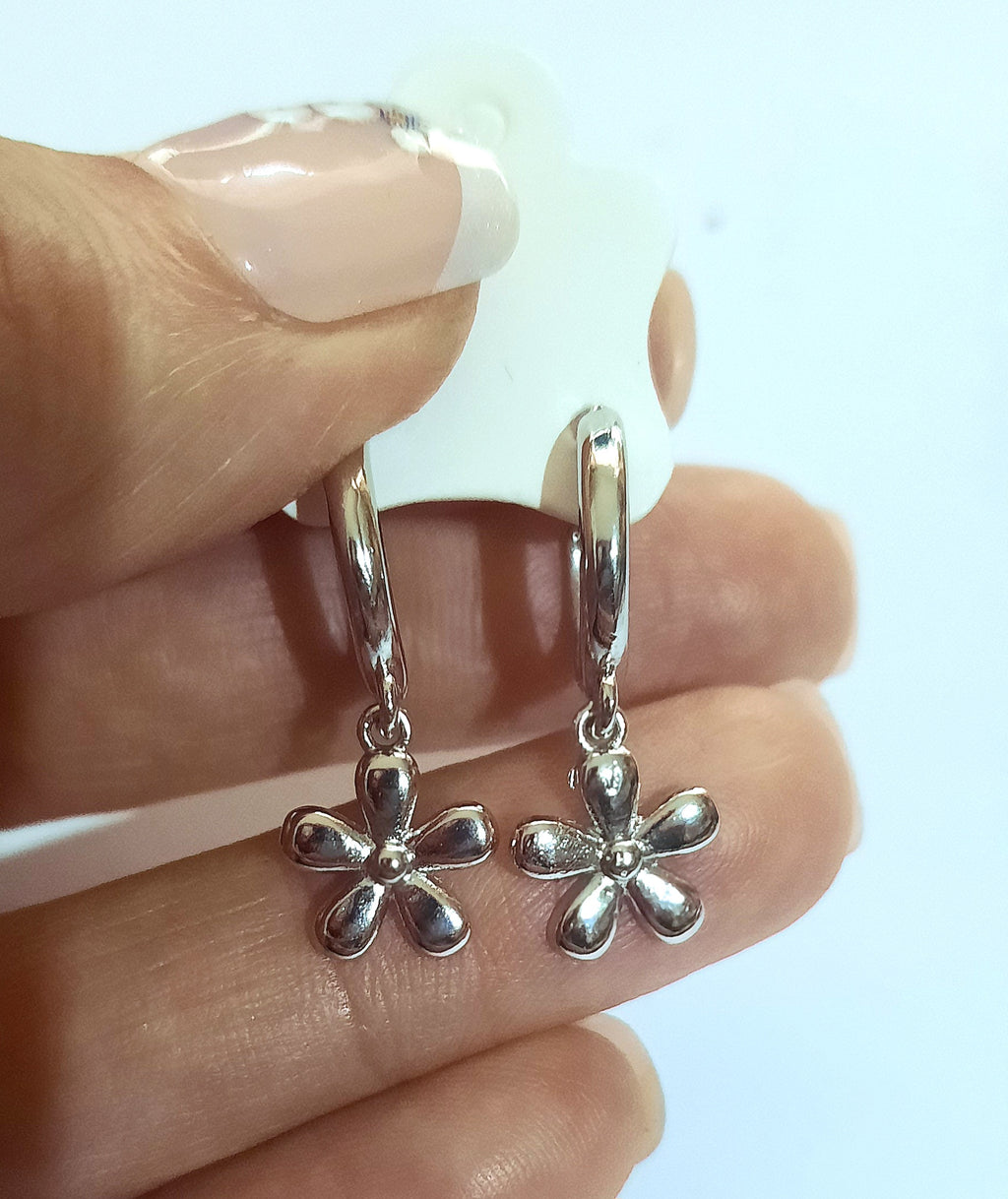 Earrings 925 Sterling Silver Flower Hoop Earrings.