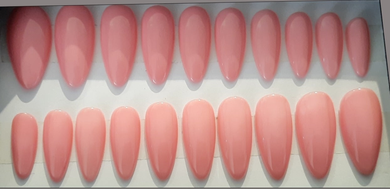 Designer Gel Press on Nails (24-26 Nails with Full Preparation Kit, Glue and Tabs)