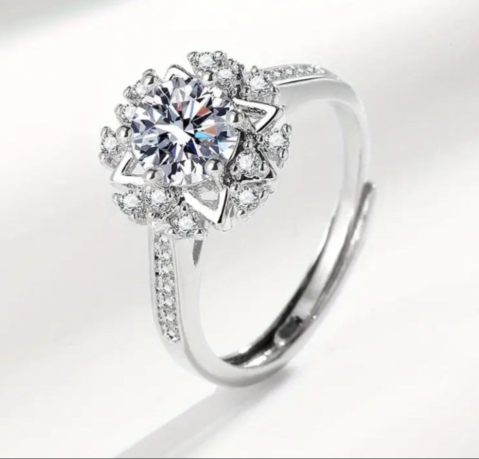 Rings 925 Silver Adjustable Star Flower Snowflake Cut Setting with Zirconia's