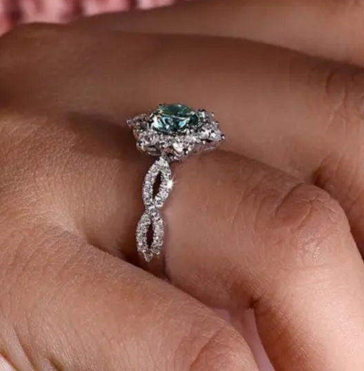 Rings 925 Silver Snowflake Sea Blue and White Zirconia's in a Beautiful Setting