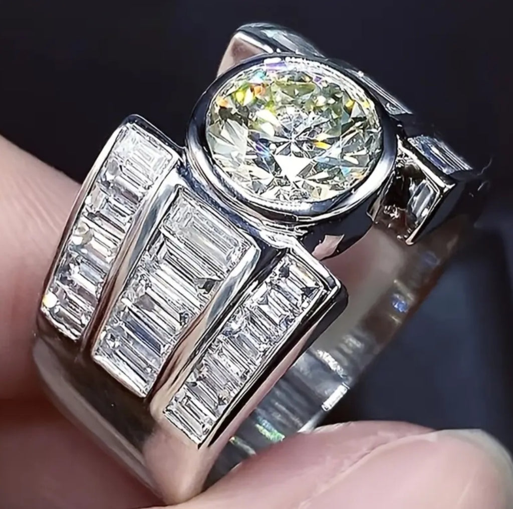 Rings Real Titanium Beautiful Round Cut Moissanite and Triangle Zirconia's