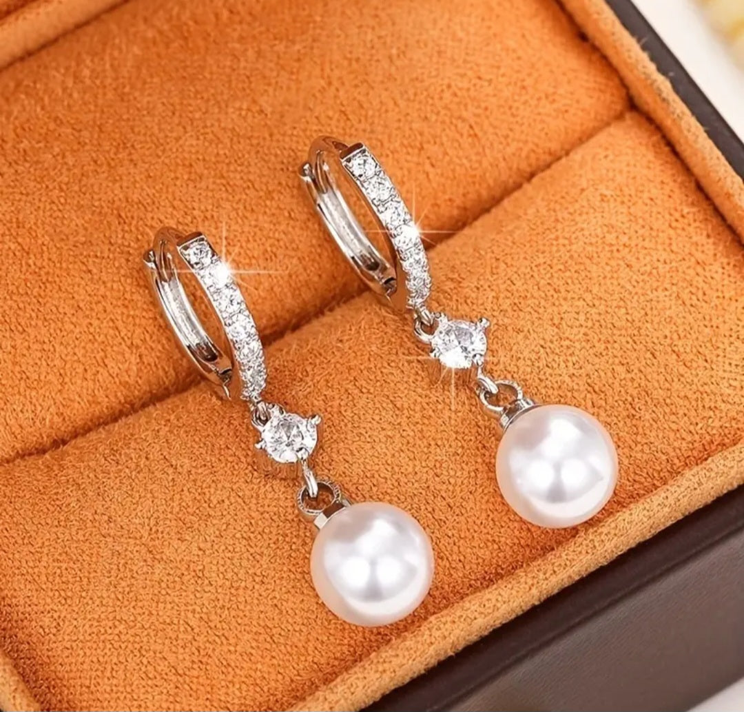 Earrings Real Titanium Pearly and Zirconia Dangling Small Hoop/Huggie