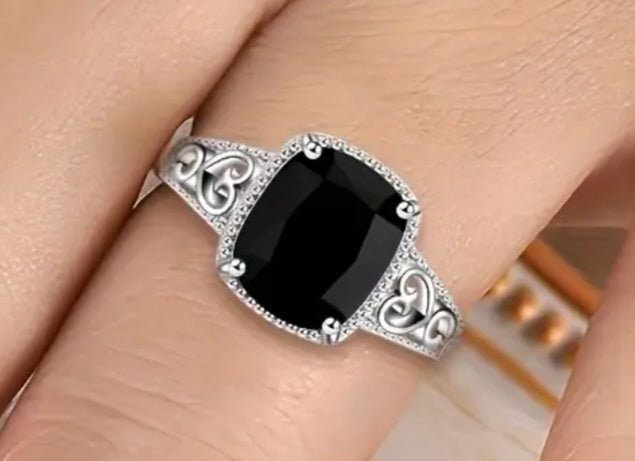 Rings Beautiful Rectangle Black Onyx Zirconia with Beautiful Filigree. 925 Silver Ring